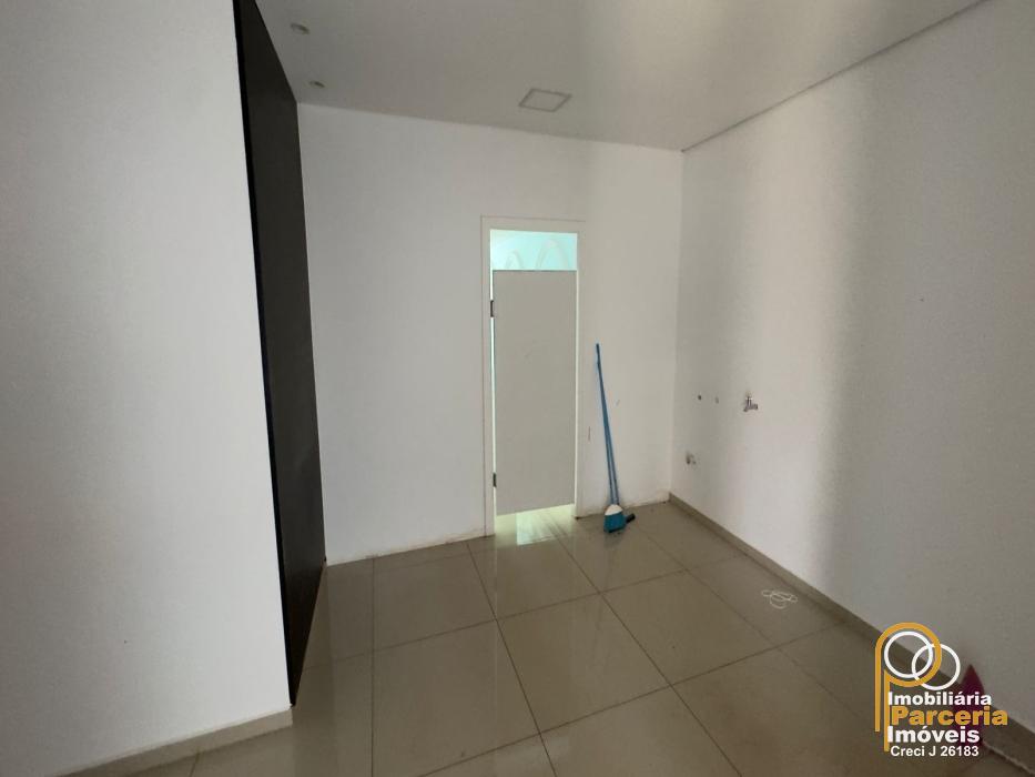 WhatsApp Image 2025-12-23 at 11.22.18 (1).jpeg